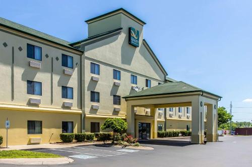 La Vergne Hotel | Quality Inn & Suites