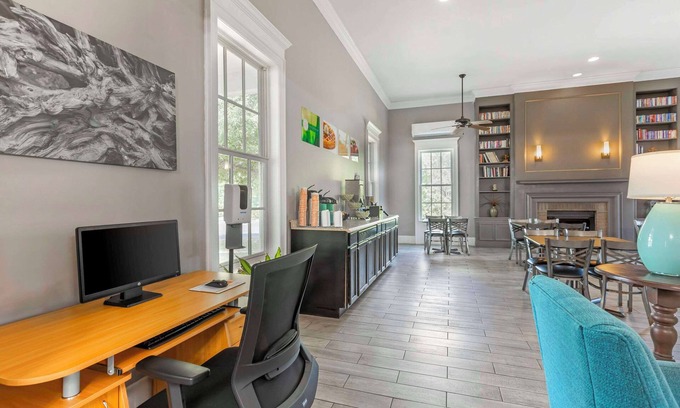 Santee Hotel | Quality Inn & Suites