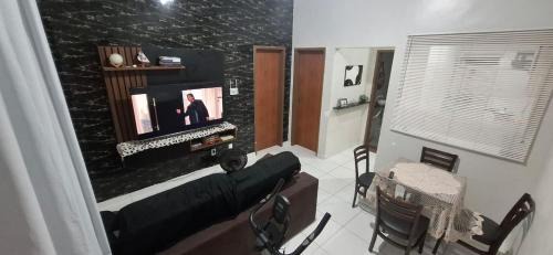 Icui-Guajara Casa | Quarto privativo no Condomínio Quinta das Oliveiras
