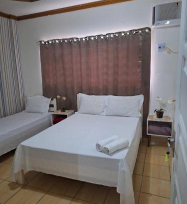 Alvorada Casa | Quarto triplo com banheiro em Pousada e Restaurante