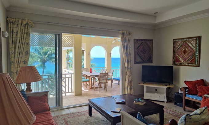 Black Rock Apartamento | Impresionante suite en Grafton Beach con acceso directo a la playa