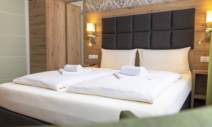 Rhens Casa | Queen-size double room GH-early booking rate B&B - AKZENT Hotel Roter Ochse