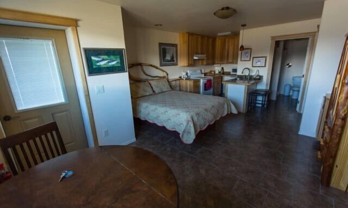 Seward Apartamento | Suite Doble con cocina y baño privado