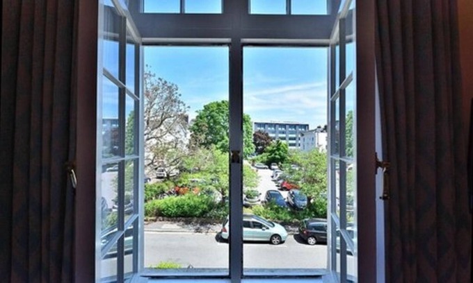 Exeter Hotel | Queens Court Hotel