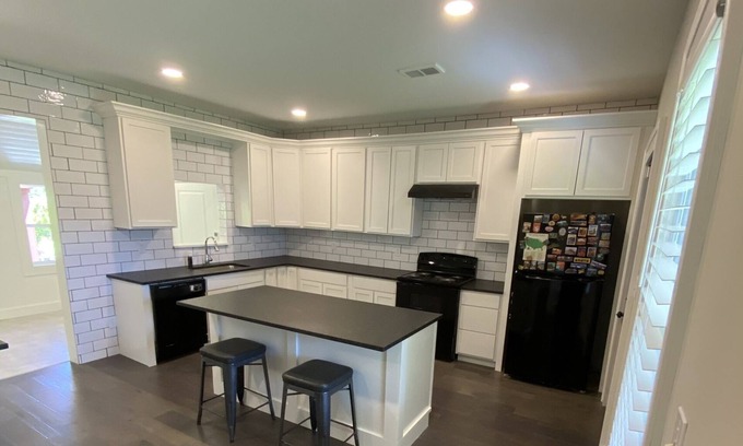 Plain City Casa | Quiet 2 bedroom newly remodeled house in Plain City