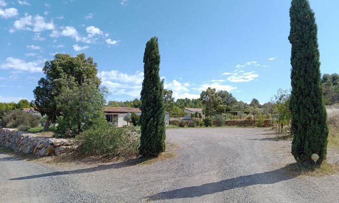 Montagnac Casa | Quiet 80m2 gîte with swimming pool in the heart of nature between vineyards and garrigue