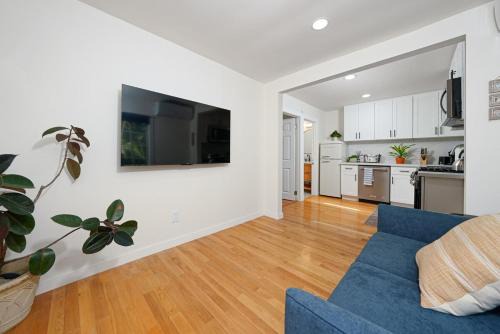 South San Gabriel Apartamento | Quiet and Central 1bed1bath House, Nature Retreat