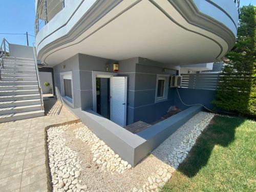 Paralias Apartamento | Quiet apartment in Artemis, Athens Airport