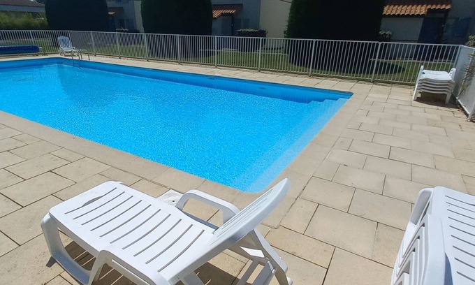 Pornic Apartamento | Quiet apartment with swimming pool, near the sea, located in the Golf de Pornic.