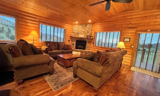 Drake Cabina | Quiet Cabin with Mountain Views