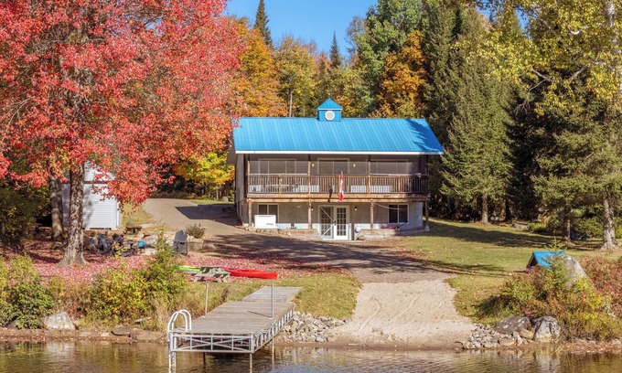 Perry Cabaña | Quiet cottage on private lot minutes from town. Boater or snowmobieler delight!