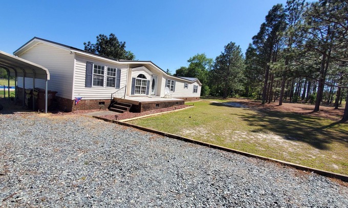 Aberdeen Casa | Quiet country living only minutes from town & golf.