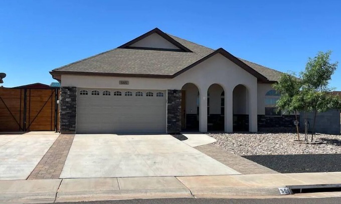 Page Casa | Quiet, Cozy Three Bedroom Two Bath Home, Great Location