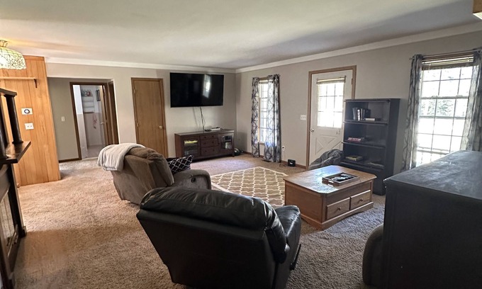 Fairview Casa | Quiet, Family Friendly, Up North Stay