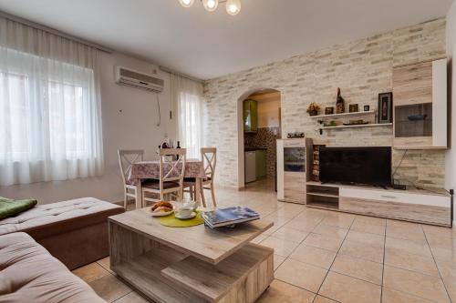 Maini Apartamento | Quiet Getaway Budva