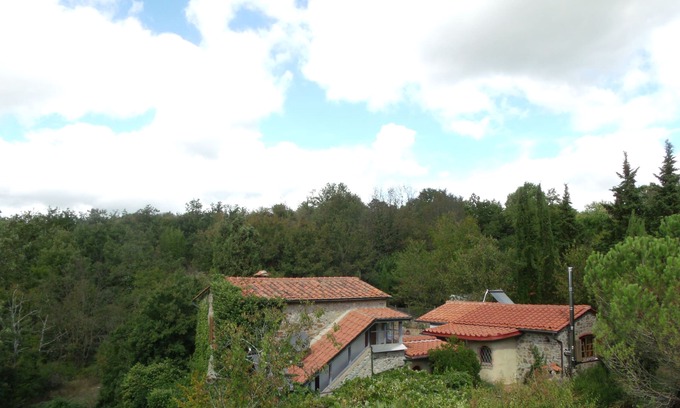 Montieri Cabaña | Casa tranquila en la montaña, céntrica, ideal para viajes.