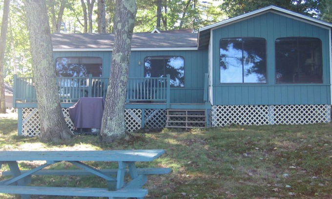 Belgrade Cabaña | Campamento tranquilo frente al lago