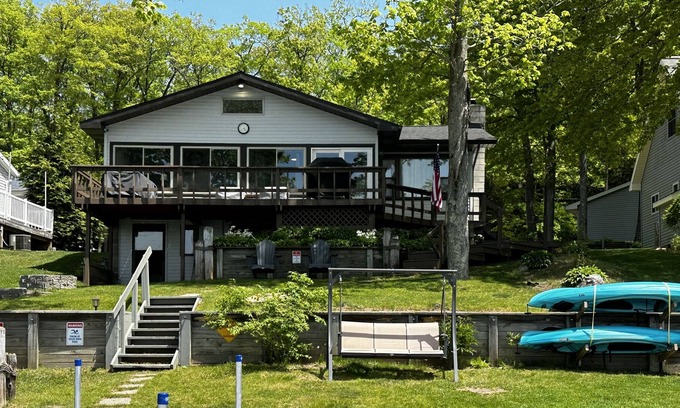 Harrison Casa | Quiet Lakefront Property on Long Lake