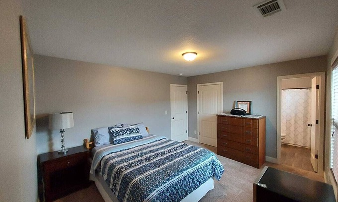 Lula Casa | Quiet, safe, subdivision