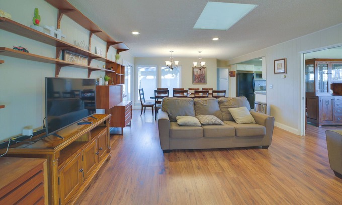 Salinas Cabaña | Quiet Salinas Vacation Rental 10 Mi to Beach