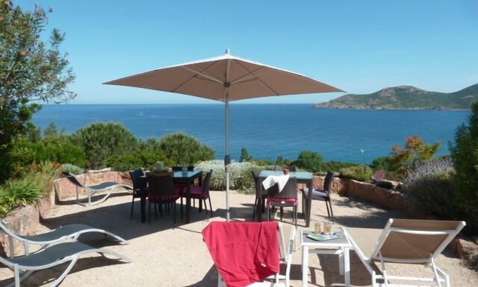 Galeria Apartamento | Apartamento Galéria Vista panorámica al mar y montaña Pueblo tranquilo