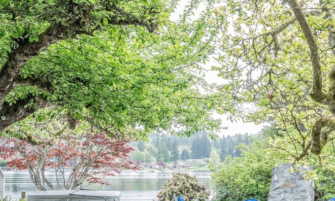 Bremerton Casa | Quiet Waterfront Home with outdoor fireplace, HOTUB & private beachfront