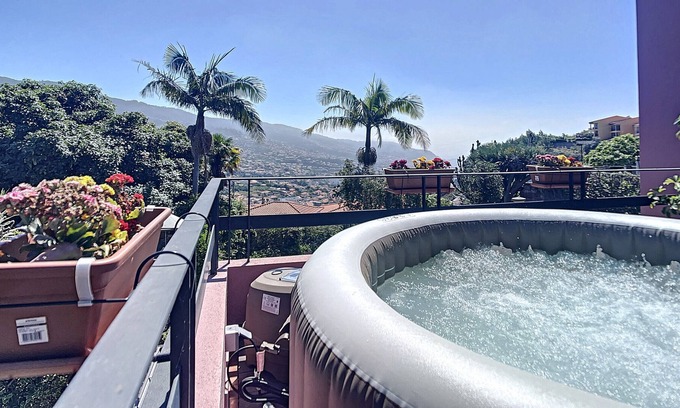 Santo Antonio Casa | Quinta das Courelas by Atlantic Holiday