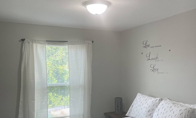 Waterfront South Condominio | QUITE SPACE IN CAMDEN NJ
