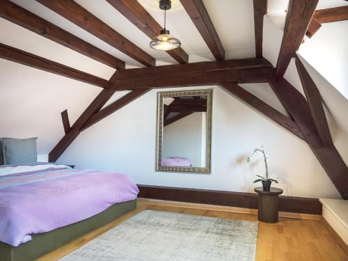 Marlenheim Apartamento | Résidence 90 m2 lumineuse - cour intérieure alsacienne, balcon & parking