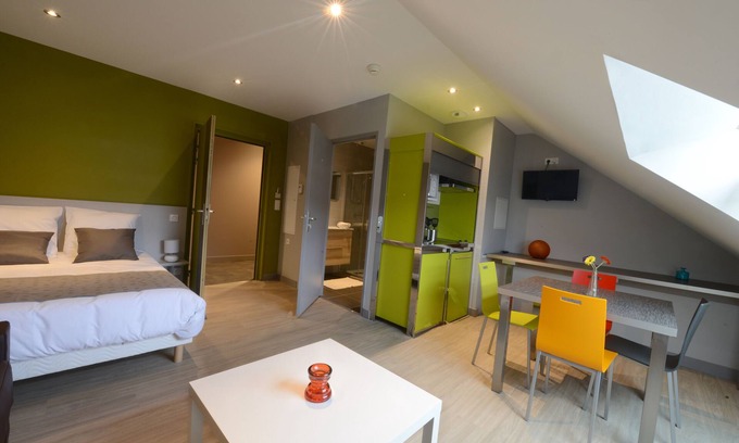 Alleuze Apartamento | Résidence Appart'en Ville Studio 2 Personnes