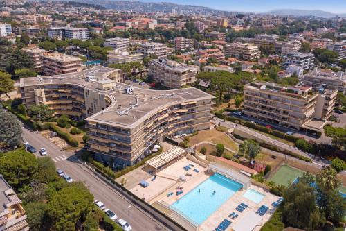 Saint-Laurent-du-Var Apartamento | Résidence Héliotel Marine
