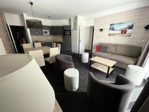 Eaux-Bonnes Apartamento | Résidence Le Portillo - Piscine - 3 Pièces pour 8 Personnes MAE-6113