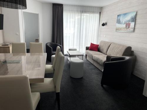 Eaux-Bonnes Apartamento | Résidence Le Portillo - Piscine - 2 Pièces pour 8 Personnes MAE-6223