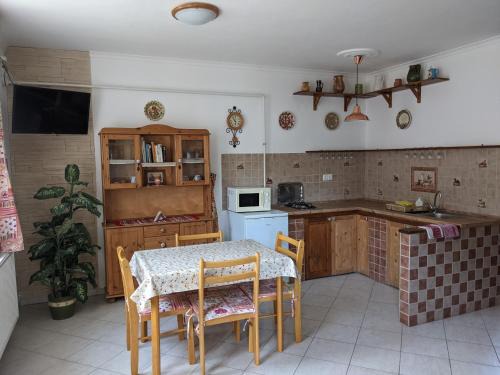 Szomolya Apartamento | Rózsakert Vendégház