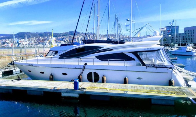 Vigo Alquiler De Eote | R54 Premium Yacht