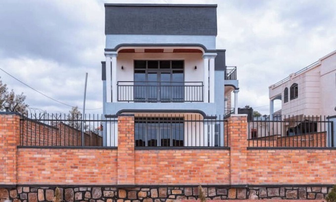 Rwanda Casa | Raena's Home