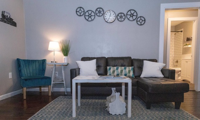 Belton Casa | Railway Retreat- Close to UMHB & DT - Pet Friendly