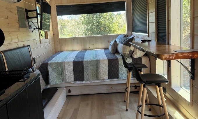 Cambria Cabina | Ranch style living with incredible views!