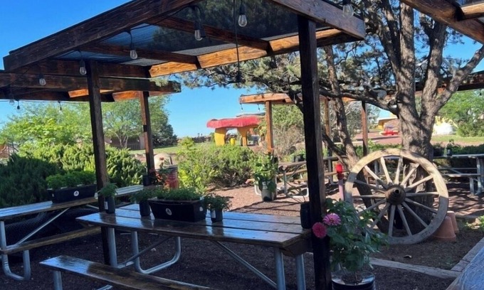 Valle Casa | Raptor Ranch Glamping