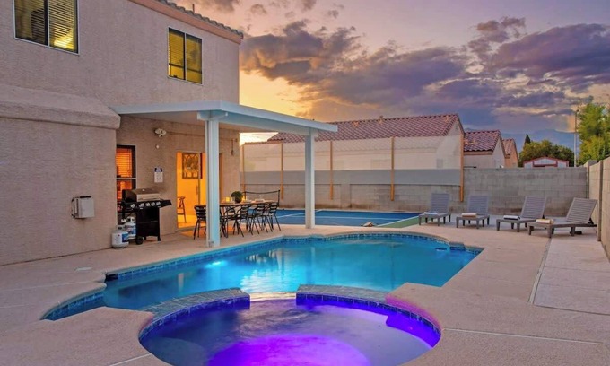 North Las Vegas Casa | Rare 6BR Gem w/ Pickleball, Pool, & Arcade in NLV