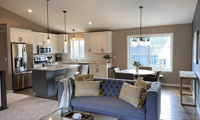 Rochester Casa | Rare Find on Ridgeline -Mayo 3mi