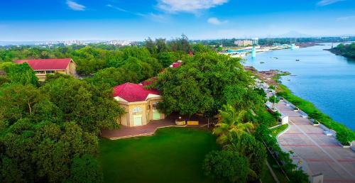 Silvassa Complejo | Ras Resort By Treat Silvassa
