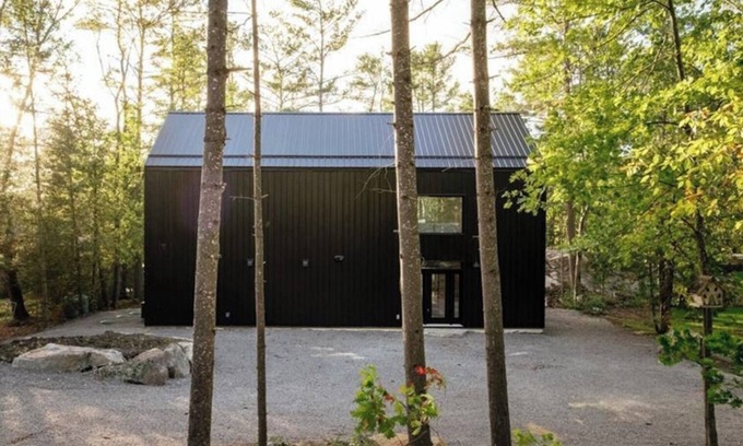 Trent Lakes Cabaña | Raven Rock Retreat