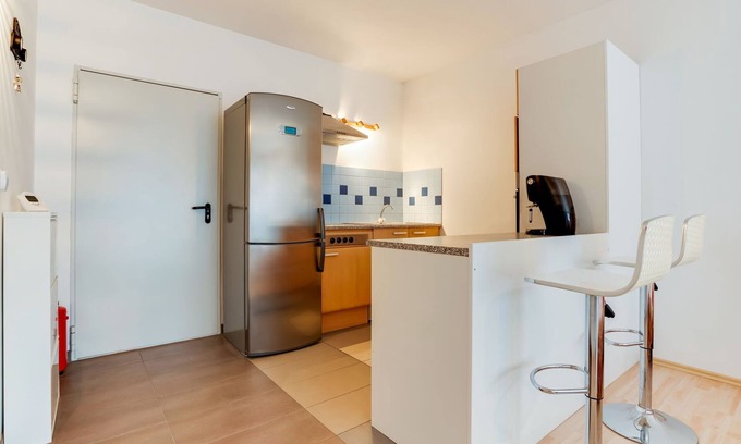 Hohenau an der March Casa | Encantador apartamento en Hohenau an der March con jardín y garaje
