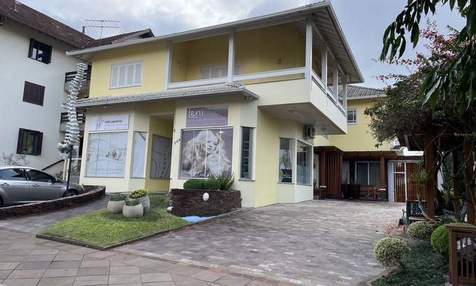 Nova Petropolis Apartamento | Recanto Nostra Casa Apartamento à 100 m da Praça das Flores Nova Petrópolis