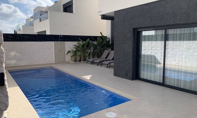 Rojales Villa | Villa de lujo reciente con piscina privada