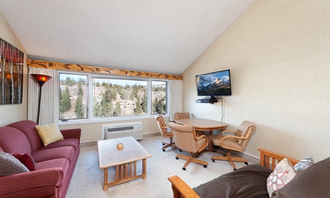 Purgatory Cabina | Tamarron Lodge # 510 - Vistas al monte - Golf - Aire acondicionado / piscina / jacuzzi - Servicio de traslado de esquí