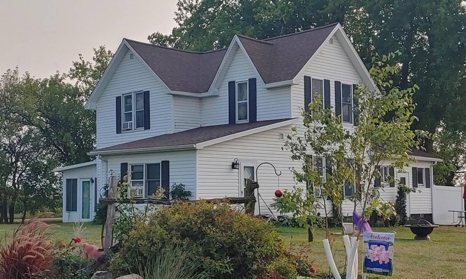 Northwood Otro | Red Boar Ridge- 3 Bedroom Farmhouse