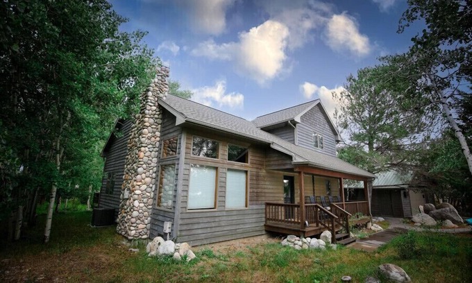 Red Lodge Casa | Red Lodge Wild Rest.