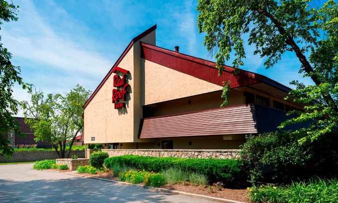 Rockford Hotel | Red Roof Inn Rockford East - Casino District